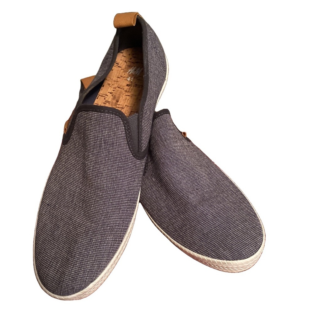 H&M men’s canvas loafers size 8.5 🔥